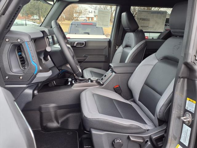 2024 Ford Bronco Black Diamond - Photo 7