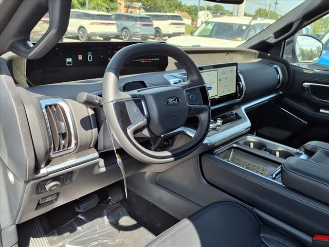 2025 Ford Expedition Platinum - Photo 7