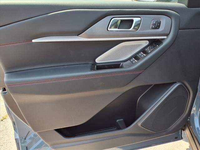 2025 Ford Explorer ST - Photo 7