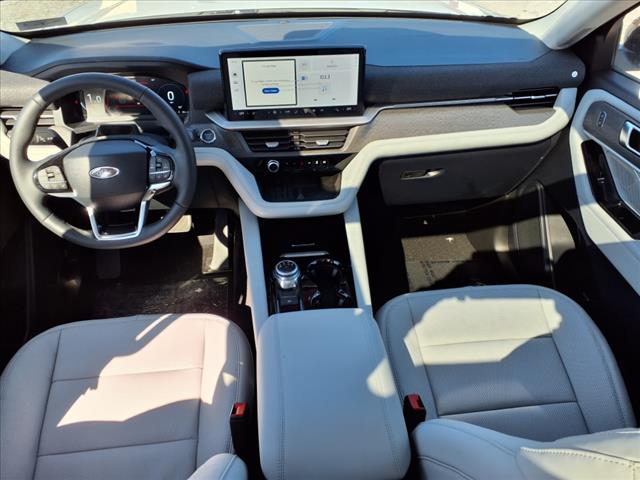 2025 Ford Explorer Platinum - Photo 7