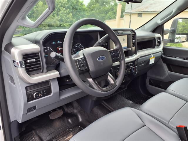 2025 Ford F-350 Super Duty XL - Photo 7