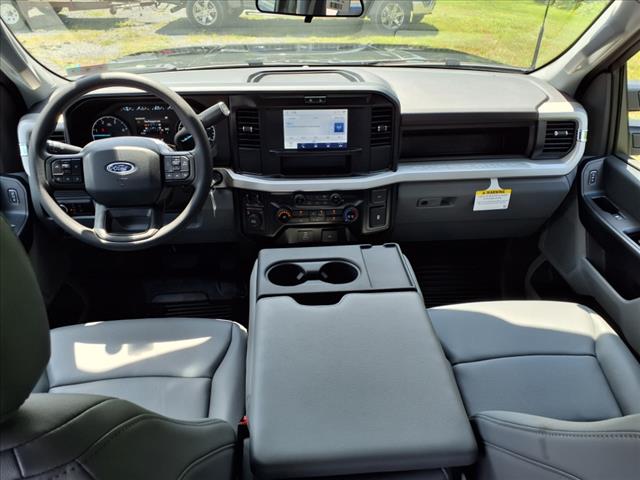 2025 Ford F-350 Super Duty XL - Photo 7
