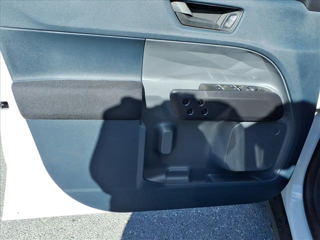 2025 Ford Maverick XL - Photo 7