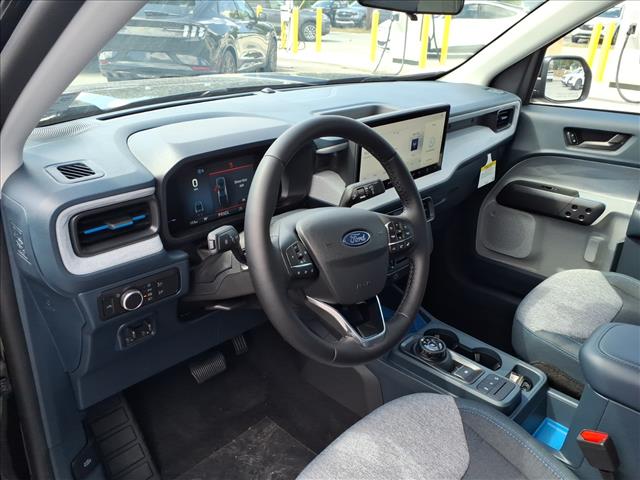 2025 Ford Maverick XLT - Photo 7