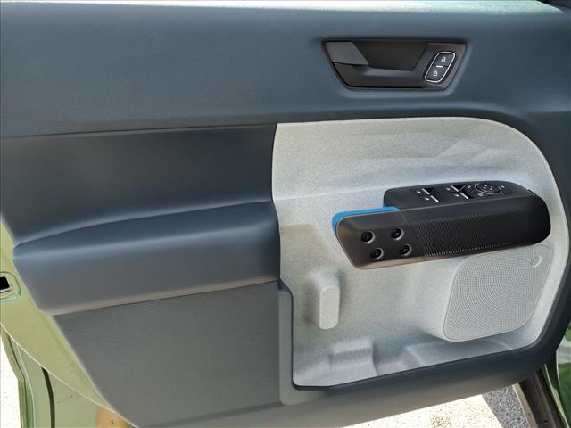 2025 Ford Maverick XLT - Photo 7