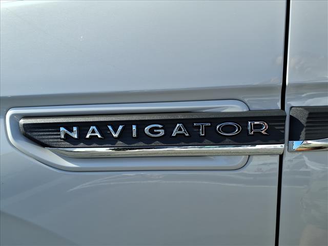 2023 Lincoln Navigator Reserve - Photo 7