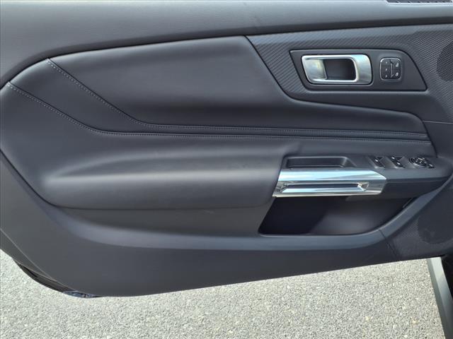 2025 Ford Mustang GT Premium - Photo 8