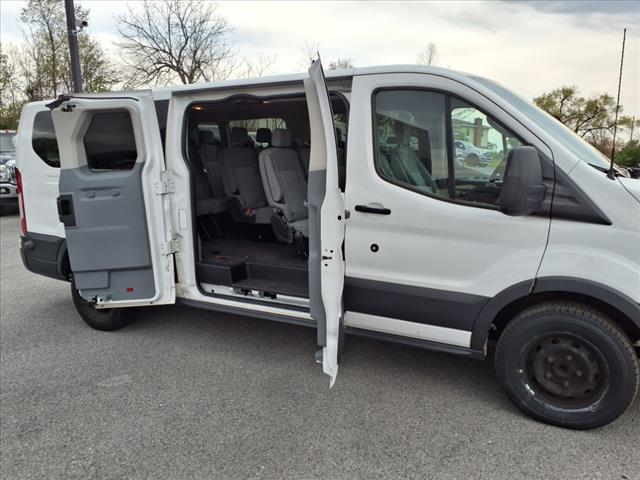2015 Ford Transit 350 XL - Photo 8