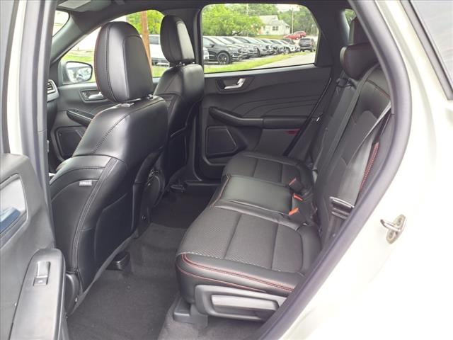 2024 Ford Escape ST-Line - Photo 8