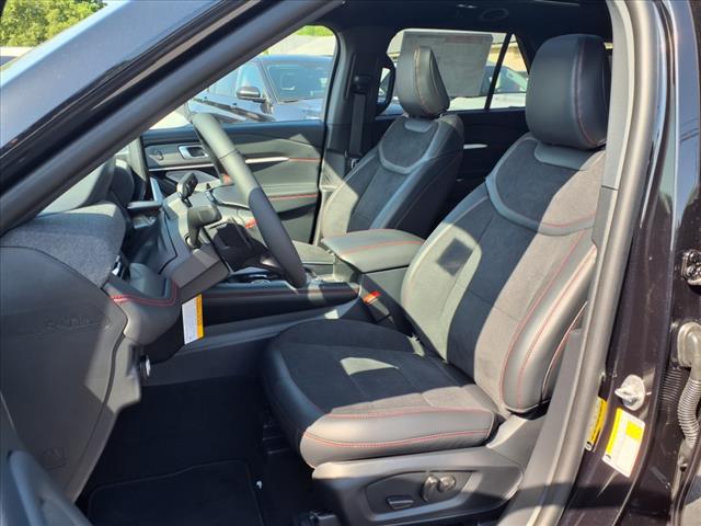 2025 Ford Explorer ST - Photo 8