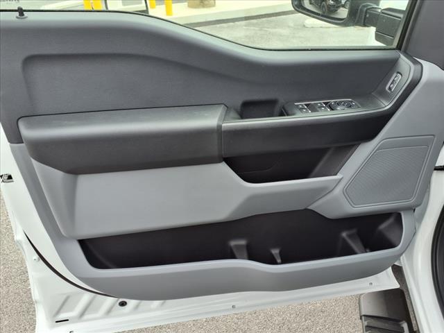2025 Ford F-350 Super Duty XL - Photo 8