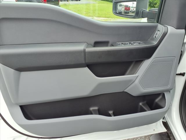 2025 Ford F-350 Super Duty XL - Photo 8