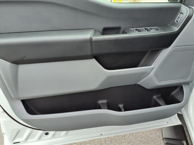 2025 Ford F-350 Super Duty XL - Photo 8
