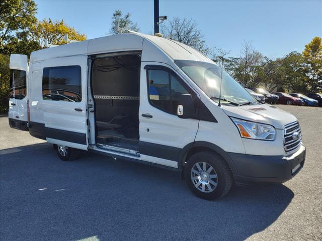 2017 Ford Transit 350 - Photo 8