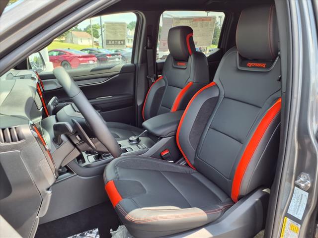 2025 Ford Ranger Raptor - Photo 8