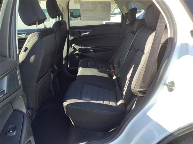2024 Ford Edge SE - Photo 8