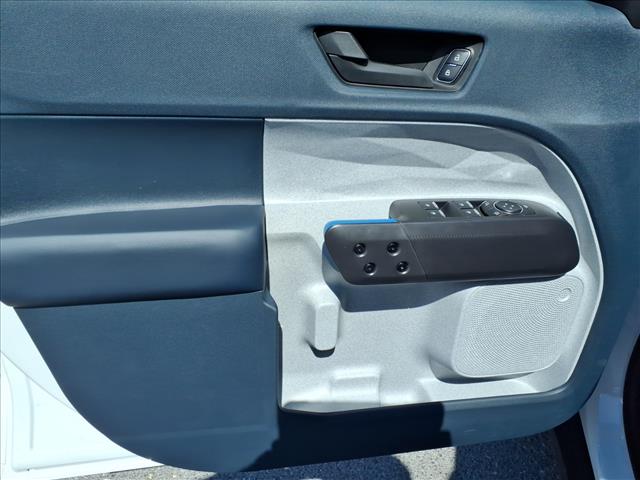 2025 Ford Maverick XLT - Photo 8