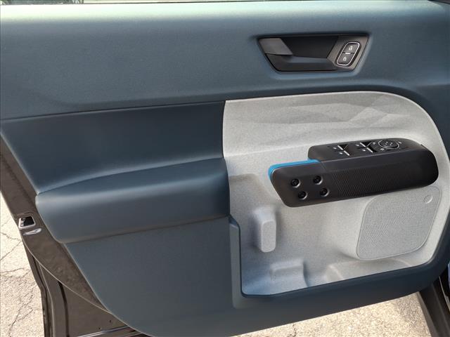 2025 Ford Maverick XLT - Photo 8