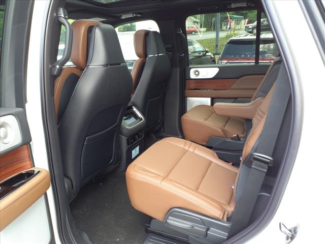 2024 Lincoln Navigator Reserve - Photo 8