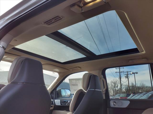 2024 Lincoln Navigator Reserve - Photo 8