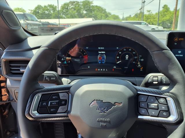 2025 Ford Mustang EcoBoost - Photo 9