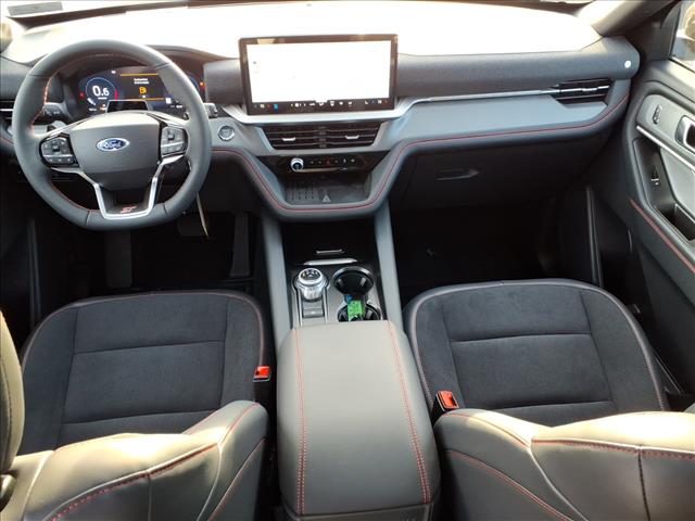 2025 Ford Explorer ST - Photo 9