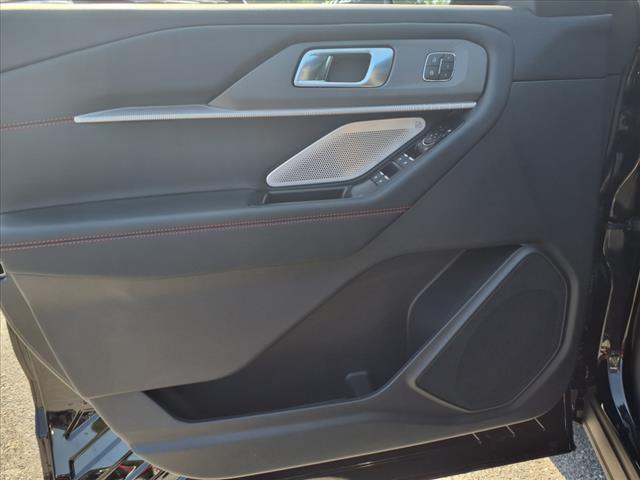 2025 Ford Explorer ST - Photo 9