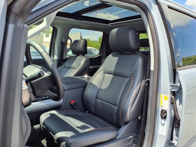 2025 Ford F-350 Super Duty XLT - Photo 9