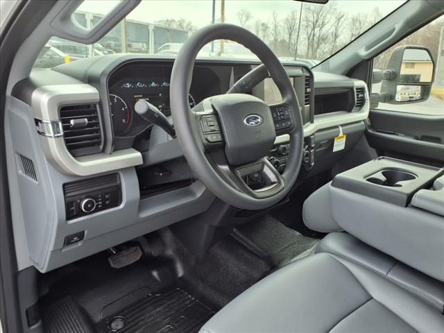2025 Ford F-350 Super Duty XL - Photo 9