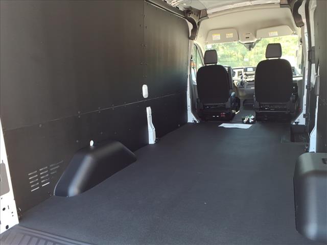 2025 Ford Transit 250 - Photo 9