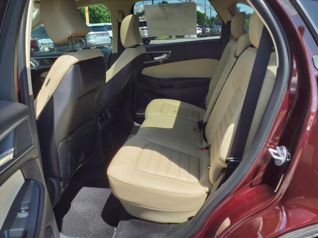 2024 Ford Edge SEL - Photo 9
