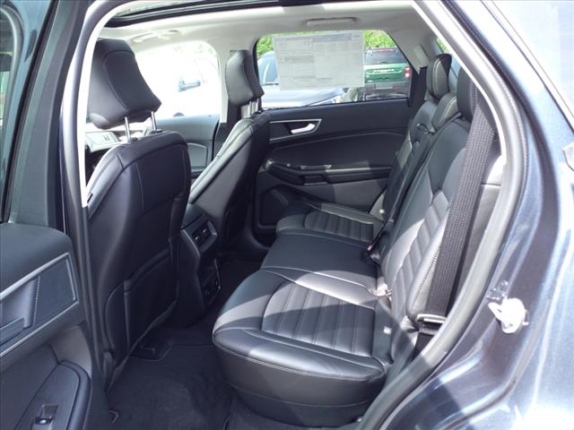 2024 Ford Edge SEL - Photo 9