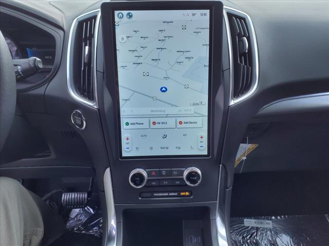 2024 Ford Edge Titanium - Photo 9