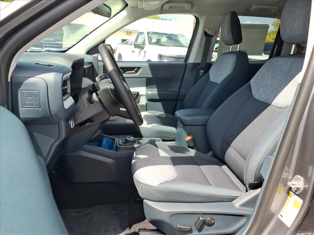 2025 Ford Maverick XLT - Photo 9