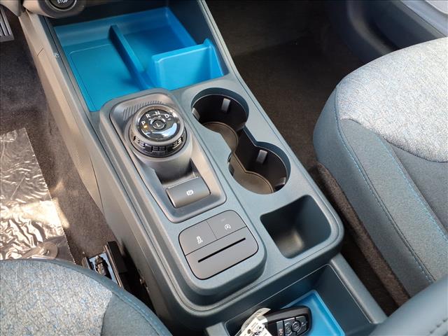 2025 Ford Maverick XLT - Photo 9
