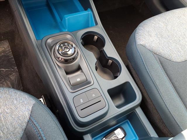 2025 Ford Maverick XLT - Photo 9