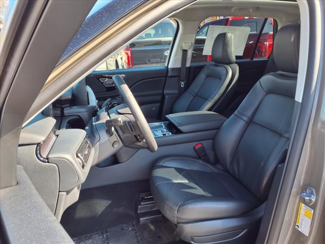 2025 Lincoln Aviator Premiere - Photo 9