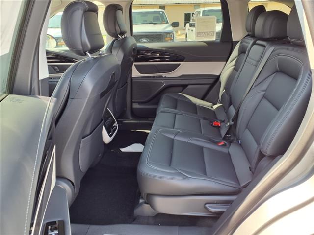 2025 Lincoln Nautilus Hybrid Premiere - Photo 9