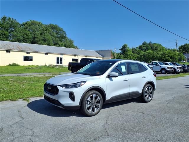 2025 Ford Escape Hybrid Platinum