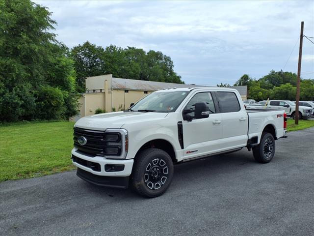 2025 Ford F-350 Super Duty Platinum