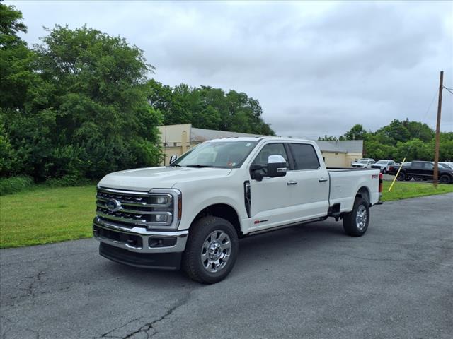 2025 Ford F-350 Super Duty Lariat