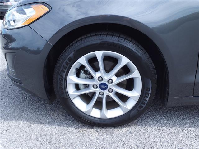 Preowned 2020 FORD Fusion SE for sale by Kent Parsons Ford Inc in Martinsburg, WV