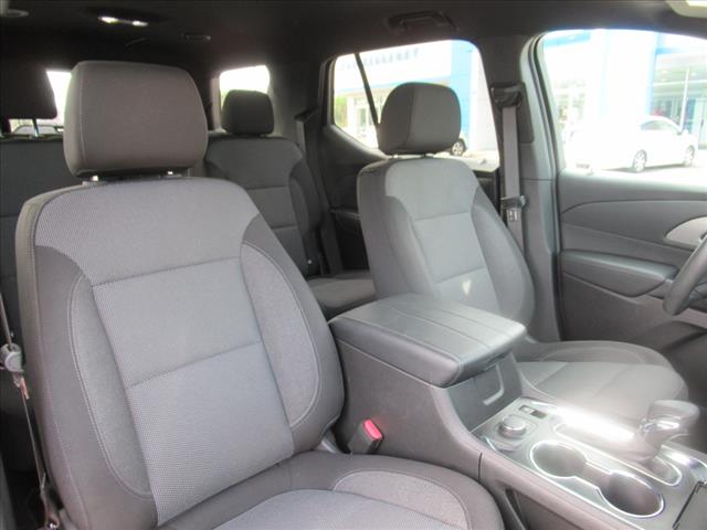 2024 Chevrolet Traverse Limited LT Cloth