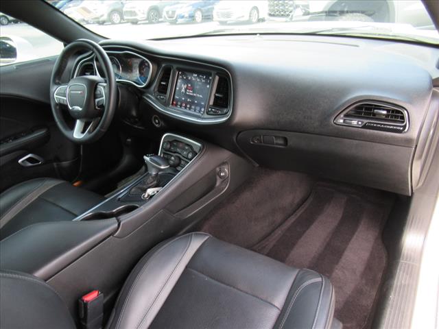 2018 Dodge Challenger SXT Plus