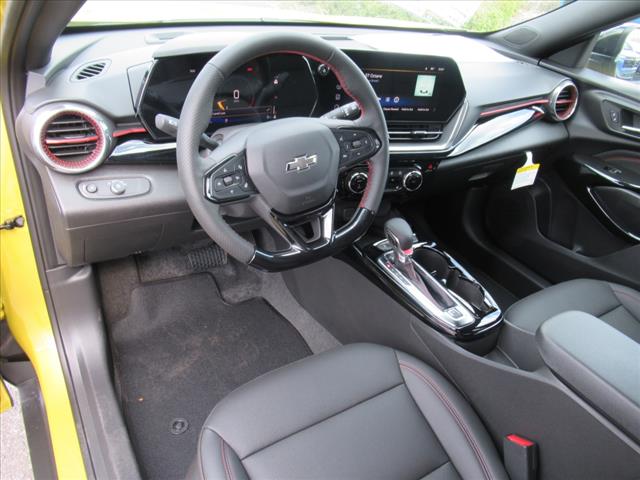 2025 Chevrolet Trax RS