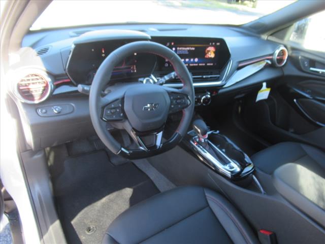 2025 Chevrolet Trax RS