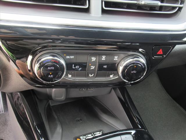 2025 Chevrolet Trax RS