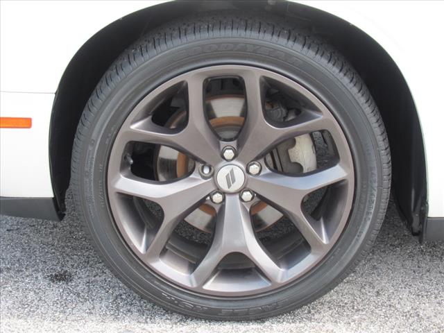 2018 Dodge Challenger SXT Plus