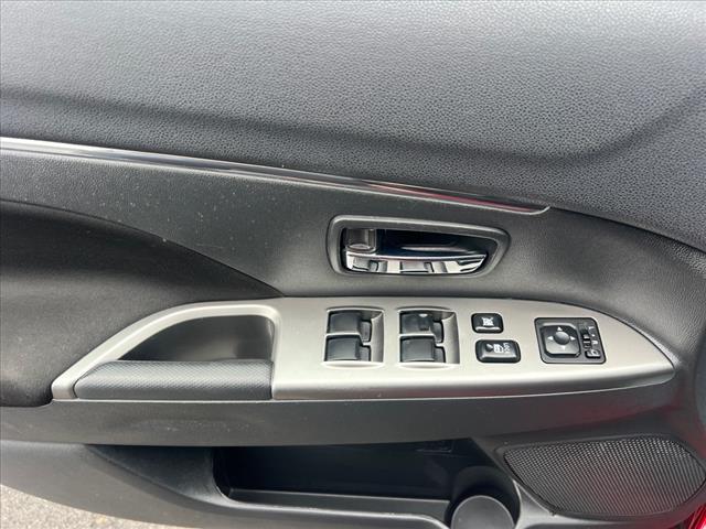 2020 Mitsubishi Outlander Sport SE