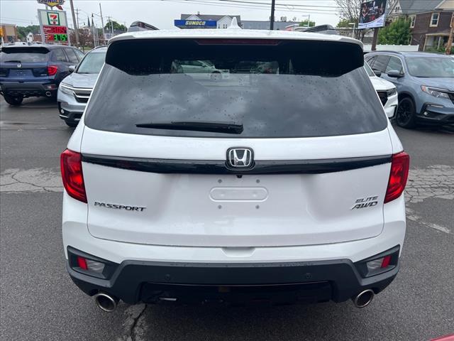 2023 Honda Passport Elite